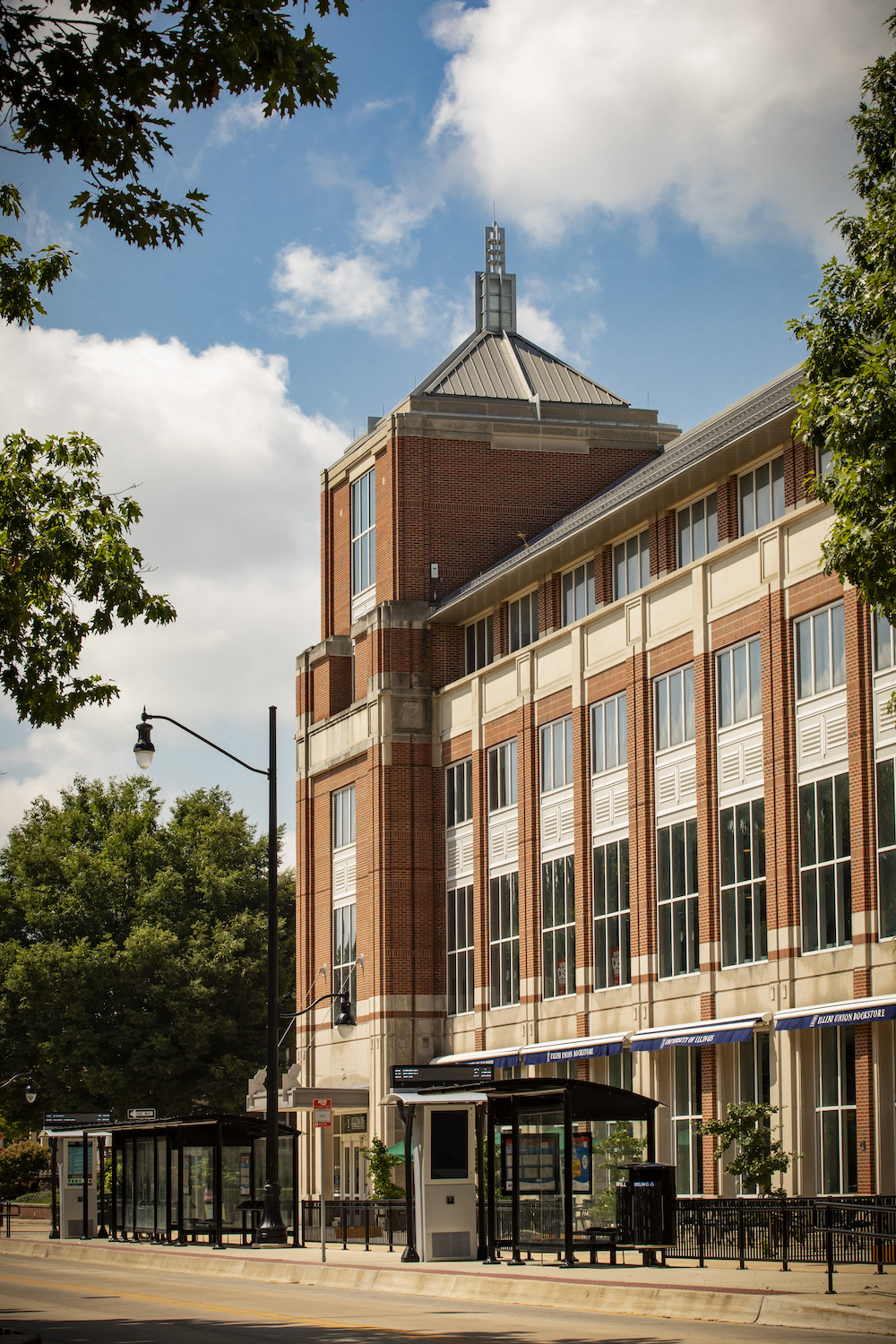 Illini Bookstore Union